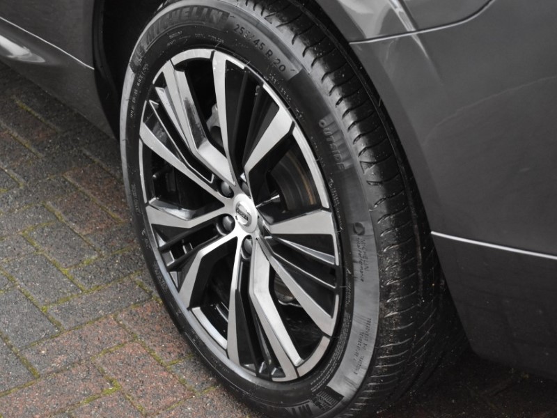 Used Volvo XC60 2025 for sale - 76981435: Photo 47