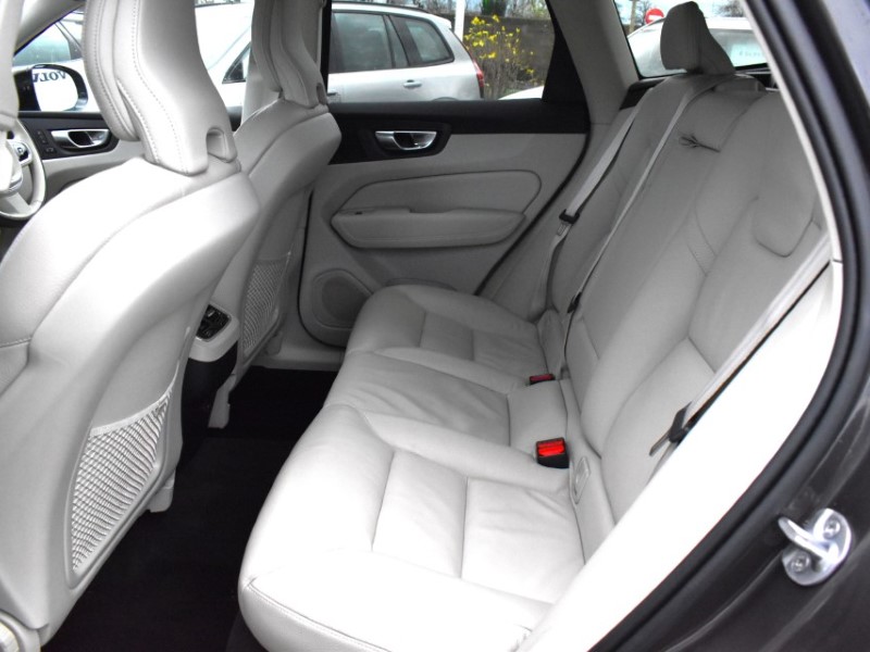 Used Volvo XC60 2025 for sale - 76981435: Photo 6