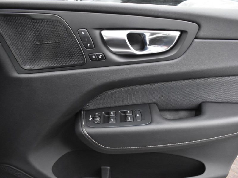 Used Volvo XC60 2022 for sale - 77124123: Photo 14