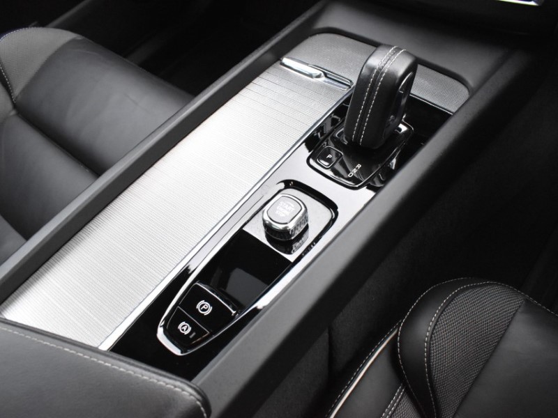 Used Volvo XC60 2022 for sale - 77124123: Photo 26