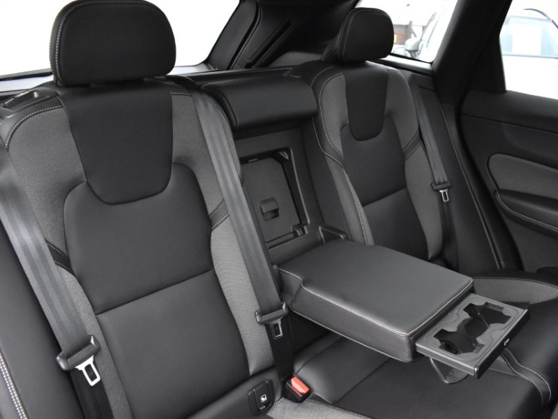 Used Volvo XC60 2022 for sale - 77124123: Photo 36