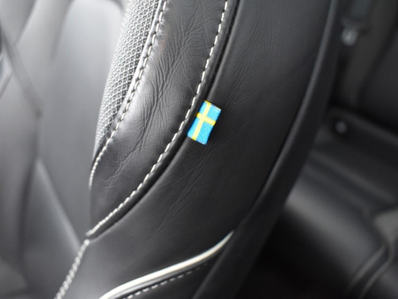 Used Volvo XC60 2022 for sale - 77124123: Photo 41