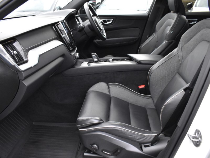 Used Volvo XC60 2022 for sale - 77124123: Photo 5