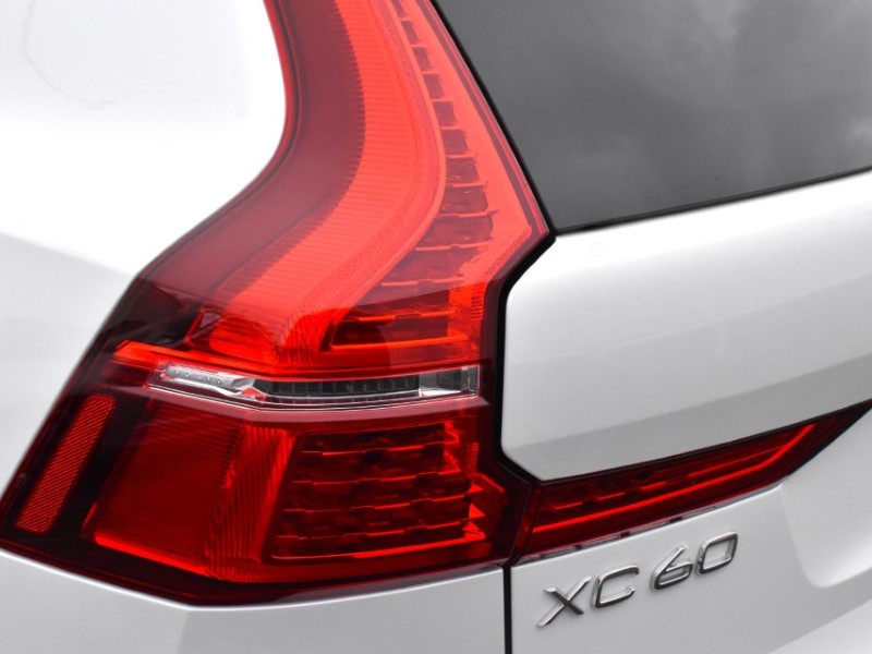 Used Volvo XC60 2022 for sale - 77124123: Photo 55