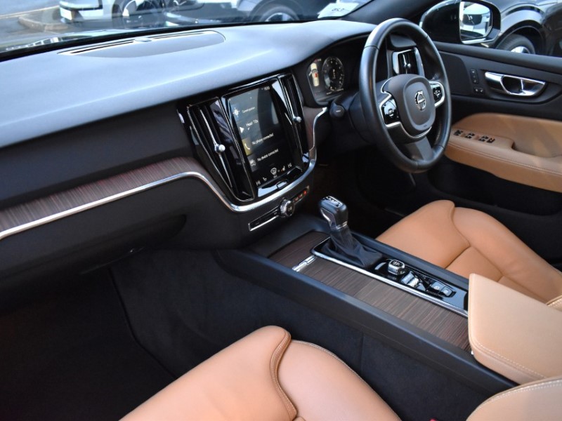 Used Volvo V60 2020 for sale - 77106117: Photo 34