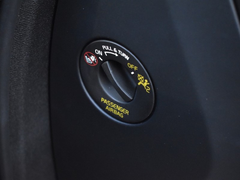 Used Volvo V60 2020 for sale - 77106117: Photo 35