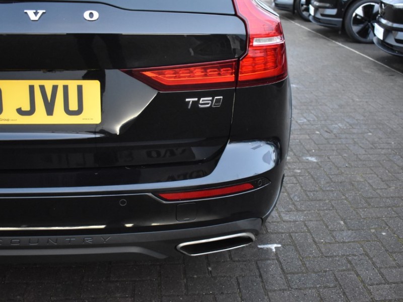 Used Volvo V60 2020 for sale - 77106117: Photo 42