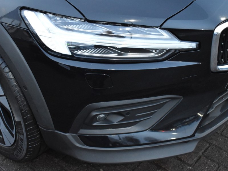 Used Volvo V60 2020 for sale - 77106117: Photo 51