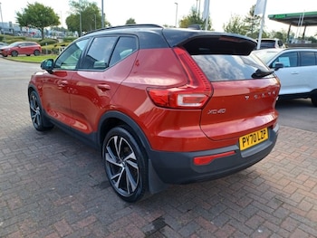 Used Volvo XC40 2021 for sale - 79487591: Photo