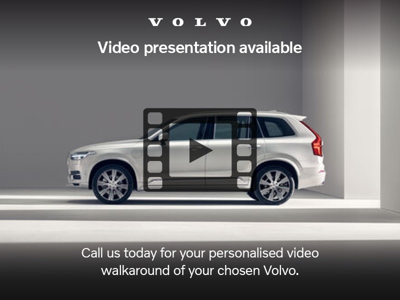 Used Volvo XC40 2025 for sale - 77983688: Photo 2