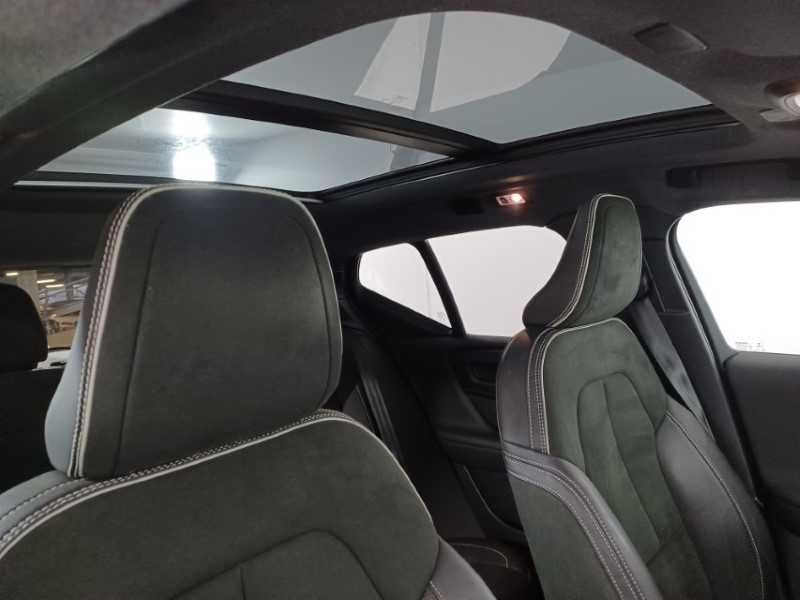 Used Volvo XC40 2018 for sale - 76982220: Photo 11