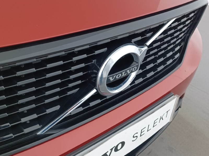 Used Volvo XC40 2018 for sale - 76982220: Photo 39