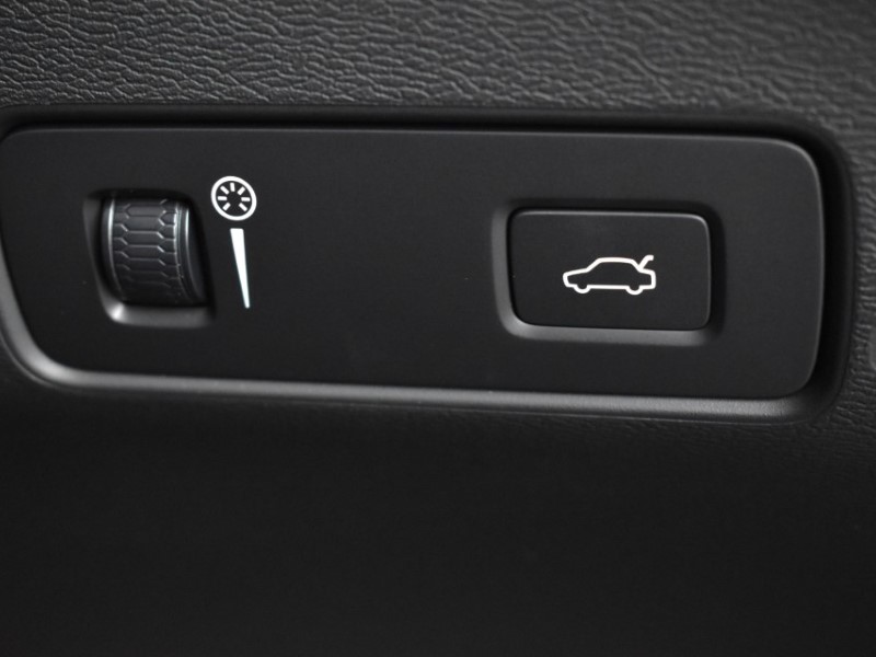 Used Volvo XC40 2020 for sale - 76981114: Photo 15