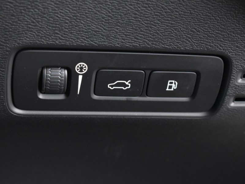 Used Volvo XC40 2022 for sale - 76980909: Photo 16