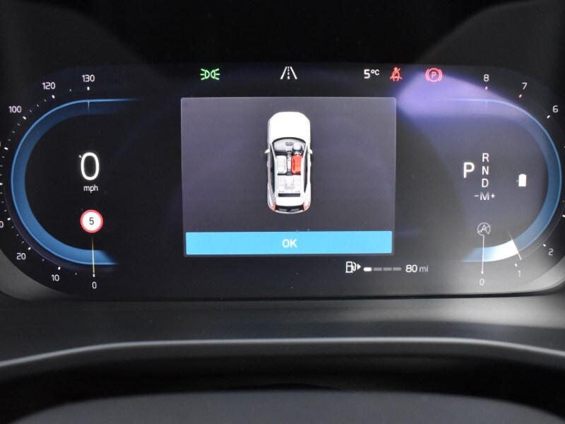 Used Volvo XC40 2023 for sale - 77431298: Photo 12