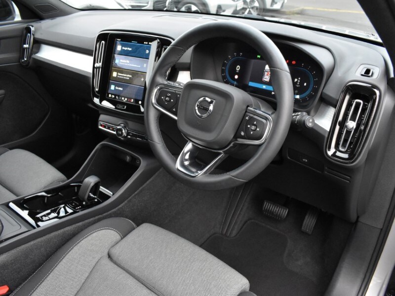 Used Volvo XC40 2023 for sale - 77431298: Photo 28