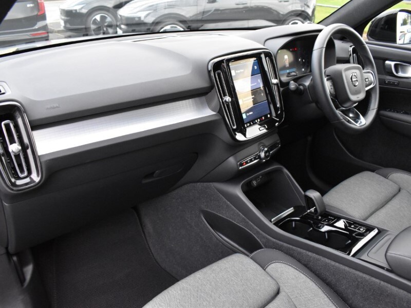 Used Volvo XC40 2023 for sale - 77431298: Photo 36