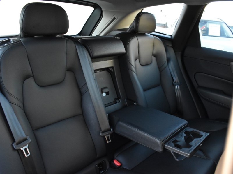 Used Volvo XC60 2021 for sale - 76981131: Photo 30