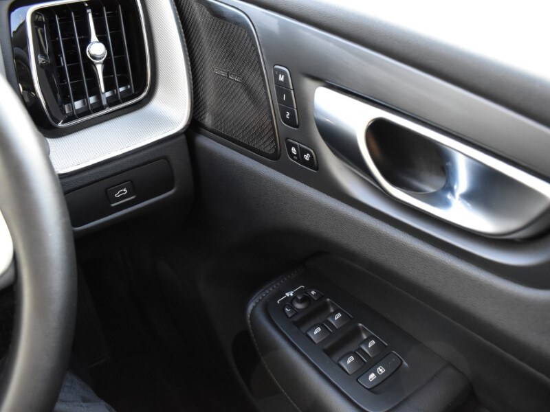 Used Volvo XC60 2025 for sale - 77602070: Photo 17