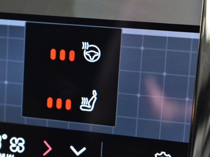 Used Volvo XC60 2025 for sale - 77602070: Photo 25