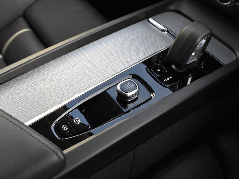 Used Volvo XC60 2025 for sale - 77602070: Photo 28