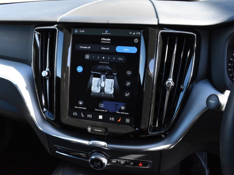 Used Volvo XC60 2022 for sale - 78108847: Photo 16