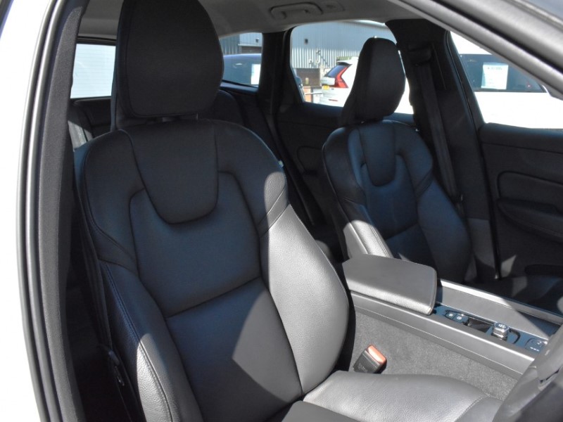 Used Volvo XC60 2022 for sale - 78108847: Photo 26