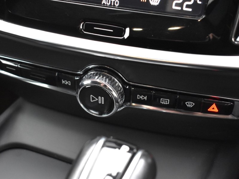 Used Volvo V60 2018 for sale - 76981026: Photo 12