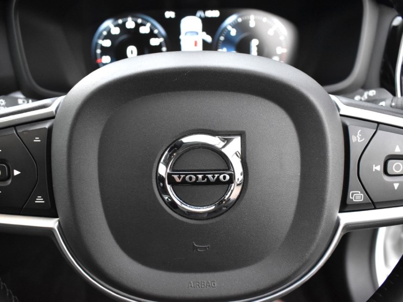 Used Volvo V60 2018 for sale - 76981026: Photo 14