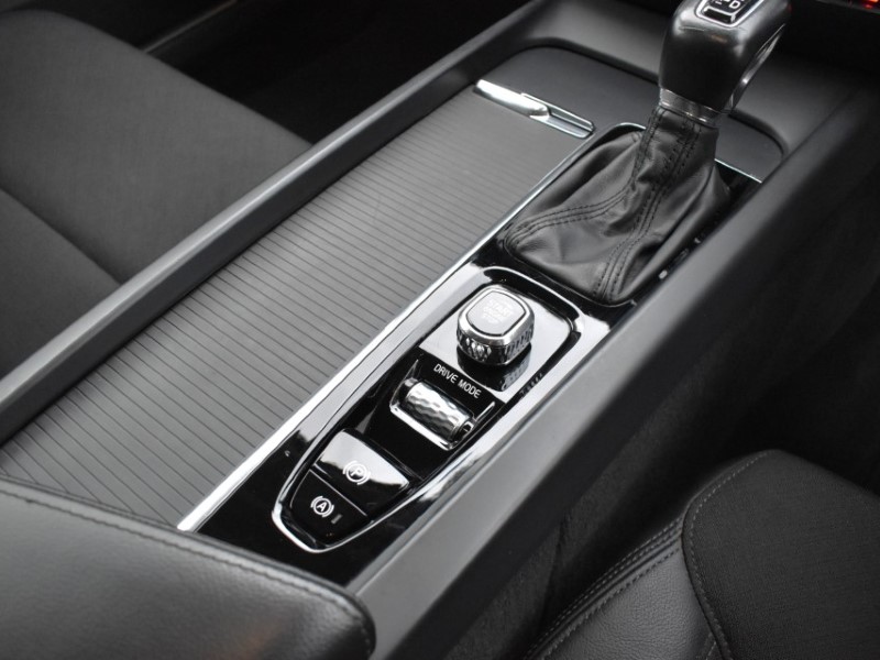 Used Volvo V60 2018 for sale - 76981026: Photo 23