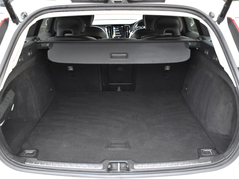 Used Volvo V60 2018 for sale - 76981026: Photo 33