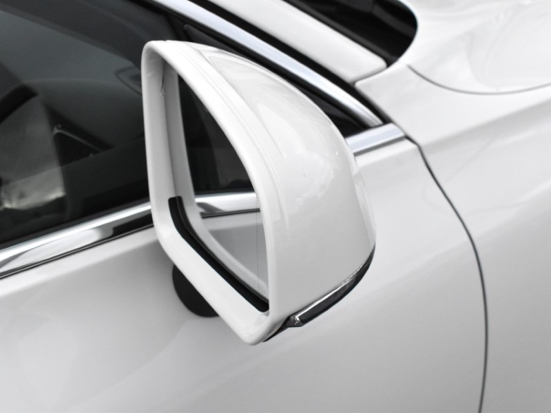 Used Volvo V60 2018 for sale - 76981026: Photo 46