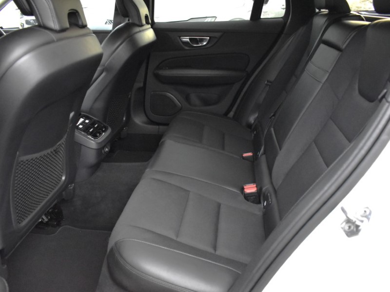 Used Volvo V60 2018 for sale - 76981026: Photo 5