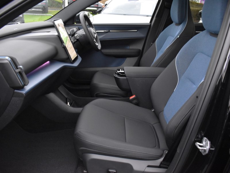 Used Volvo EX30 2025 for sale - 77195348: Photo 4