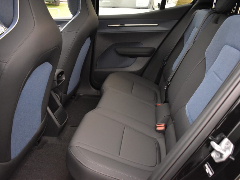 Used Volvo EX30 2025 for sale - 77195348: Photo 5