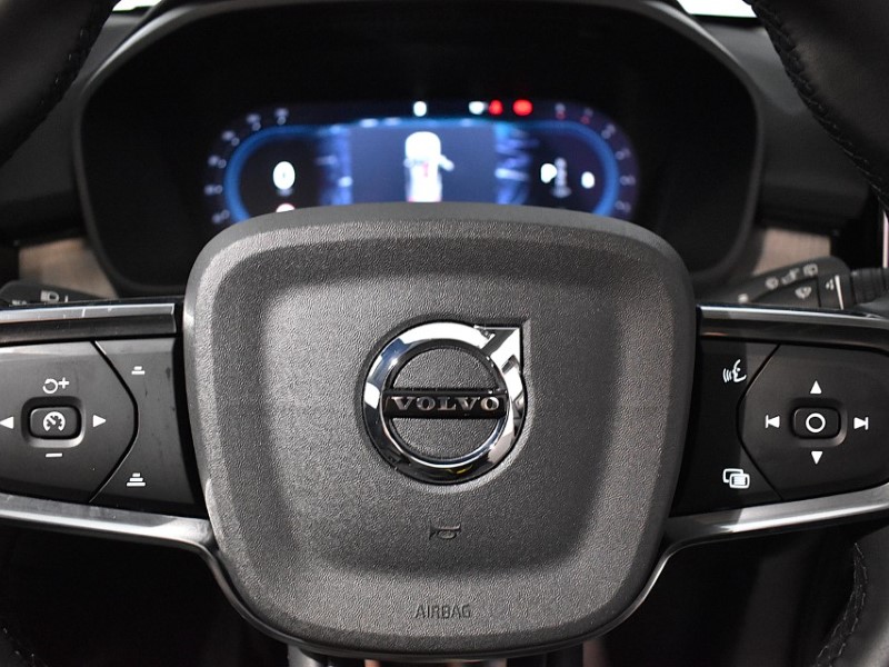 Used Volvo XC40 2024 for sale - 76981030: Photo 27