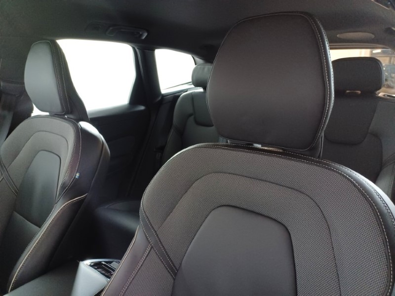 Used Volvo XC60 2023 for sale - 76981919: Photo 16