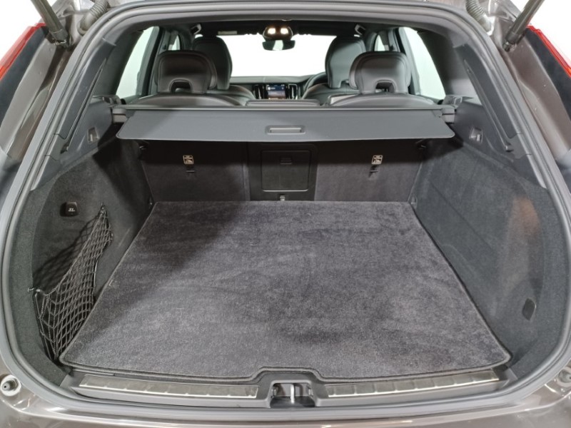 Used Volvo XC60 2023 for sale - 76981919: Photo 18