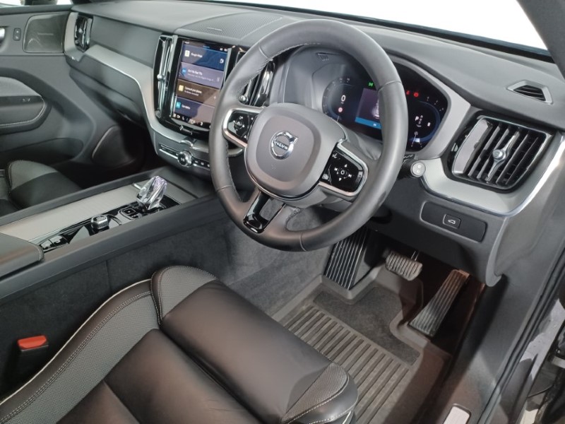 Used Volvo XC60 2023 for sale - 76981919: Photo 32