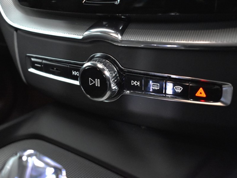 Used Volvo XC60 2023 for sale - 76981919: Photo 33