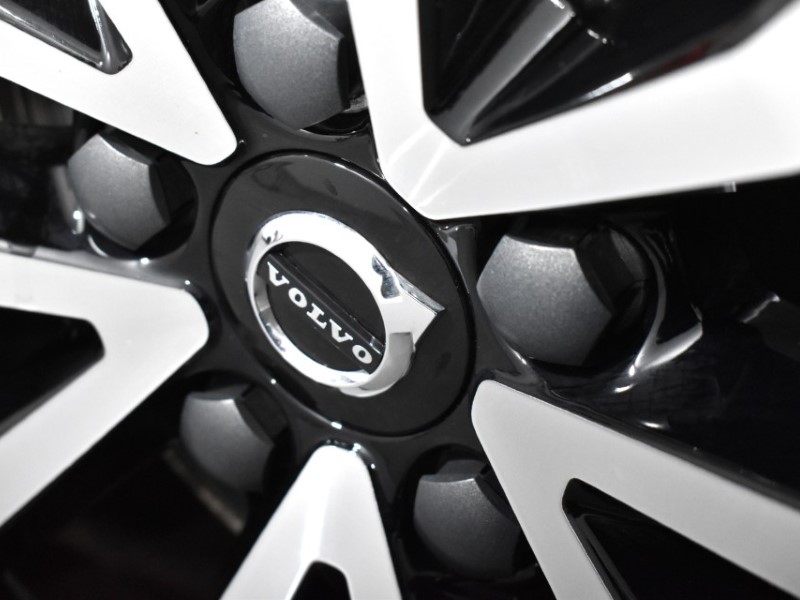 Used Volvo XC60 2023 for sale - 76981919: Photo 54