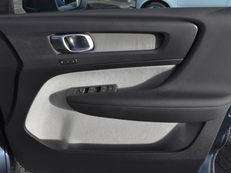 Used Volvo XC40 2019 for sale - 77662129: Photo 30