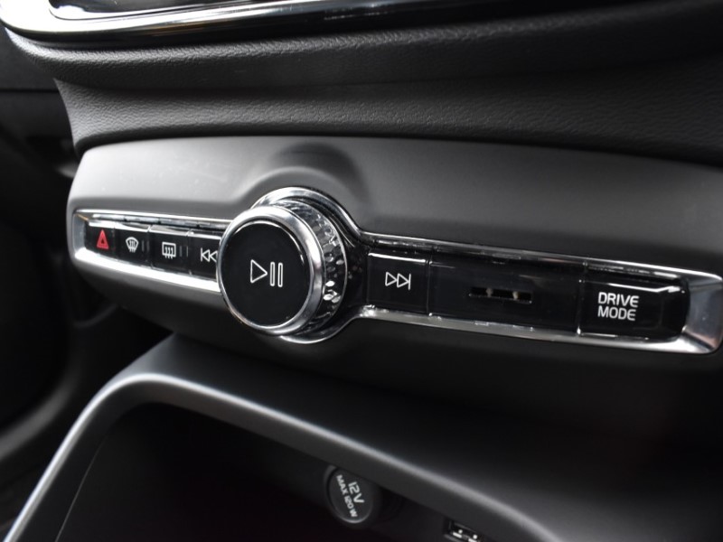 Used Volvo XC40 2018 for sale - 77248114: Photo 11