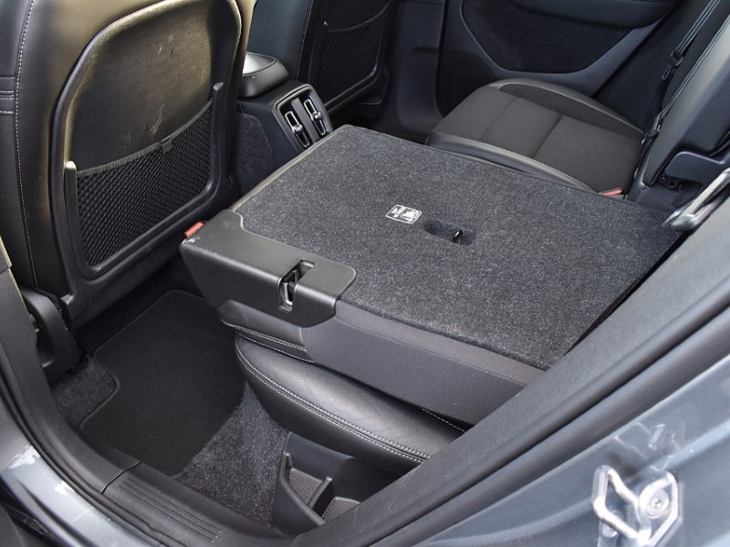 Used Volvo XC40 2018 for sale - 77248114: Photo 26