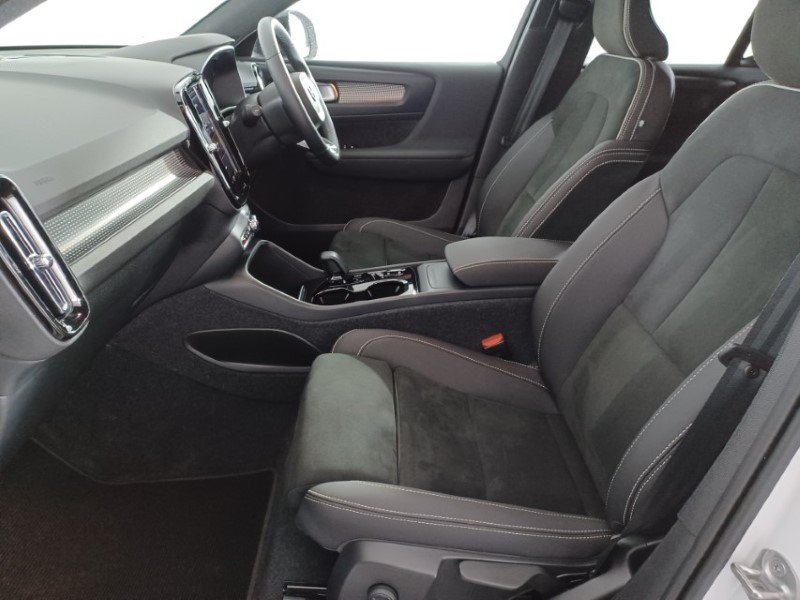 Used Volvo XC40 2024 for sale - 76981600: Photo 5