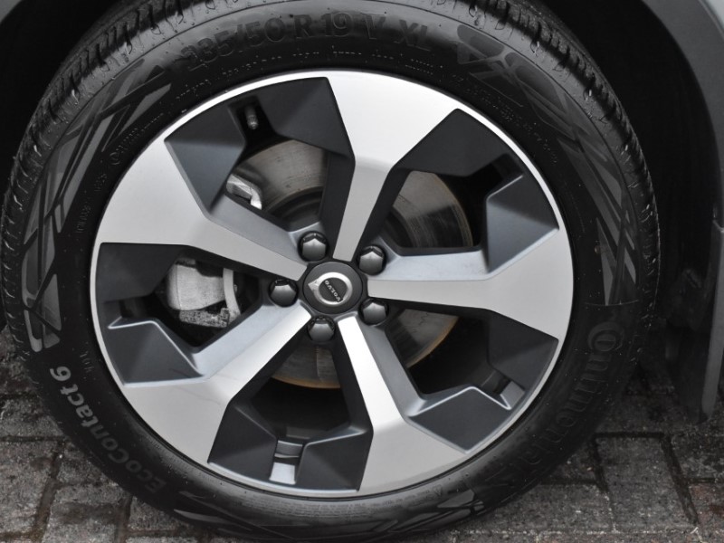 Used Volvo XC40 2025 for sale - 77087660: Photo 10