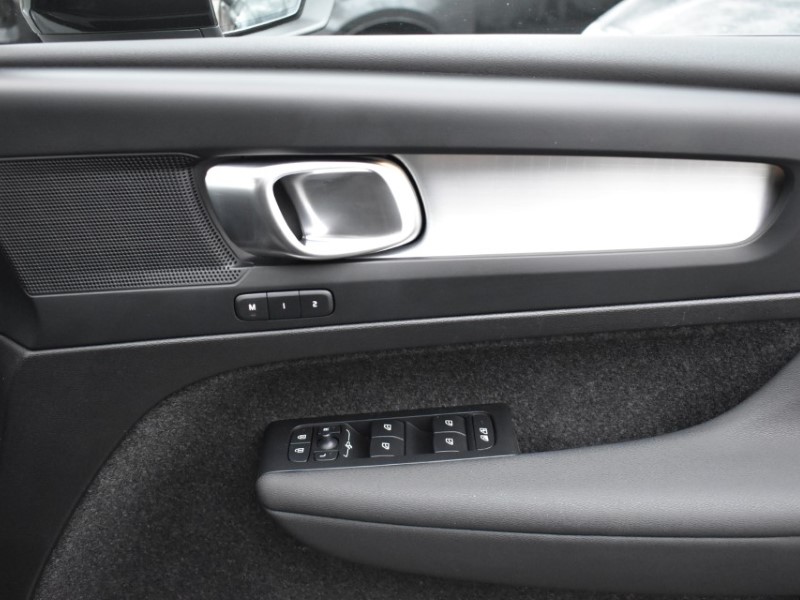 Used Volvo XC40 2025 for sale - 77087660: Photo 27