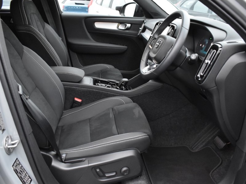 Used Volvo XC40 2025 for sale - 77087660: Photo 31