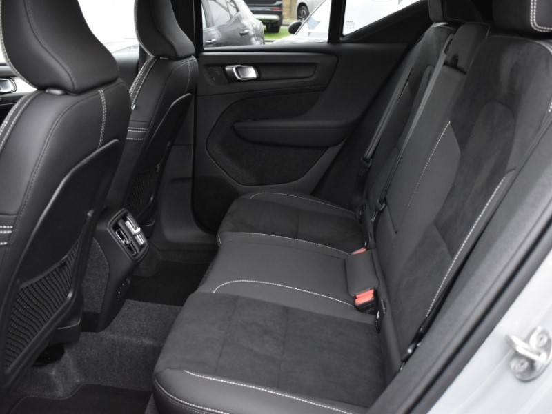 Used Volvo XC40 2025 for sale - 77087660: Photo 6