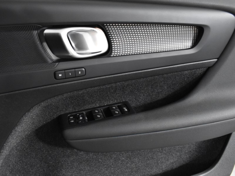 Used Volvo XC40 2024 for sale - 76982029: Photo 40